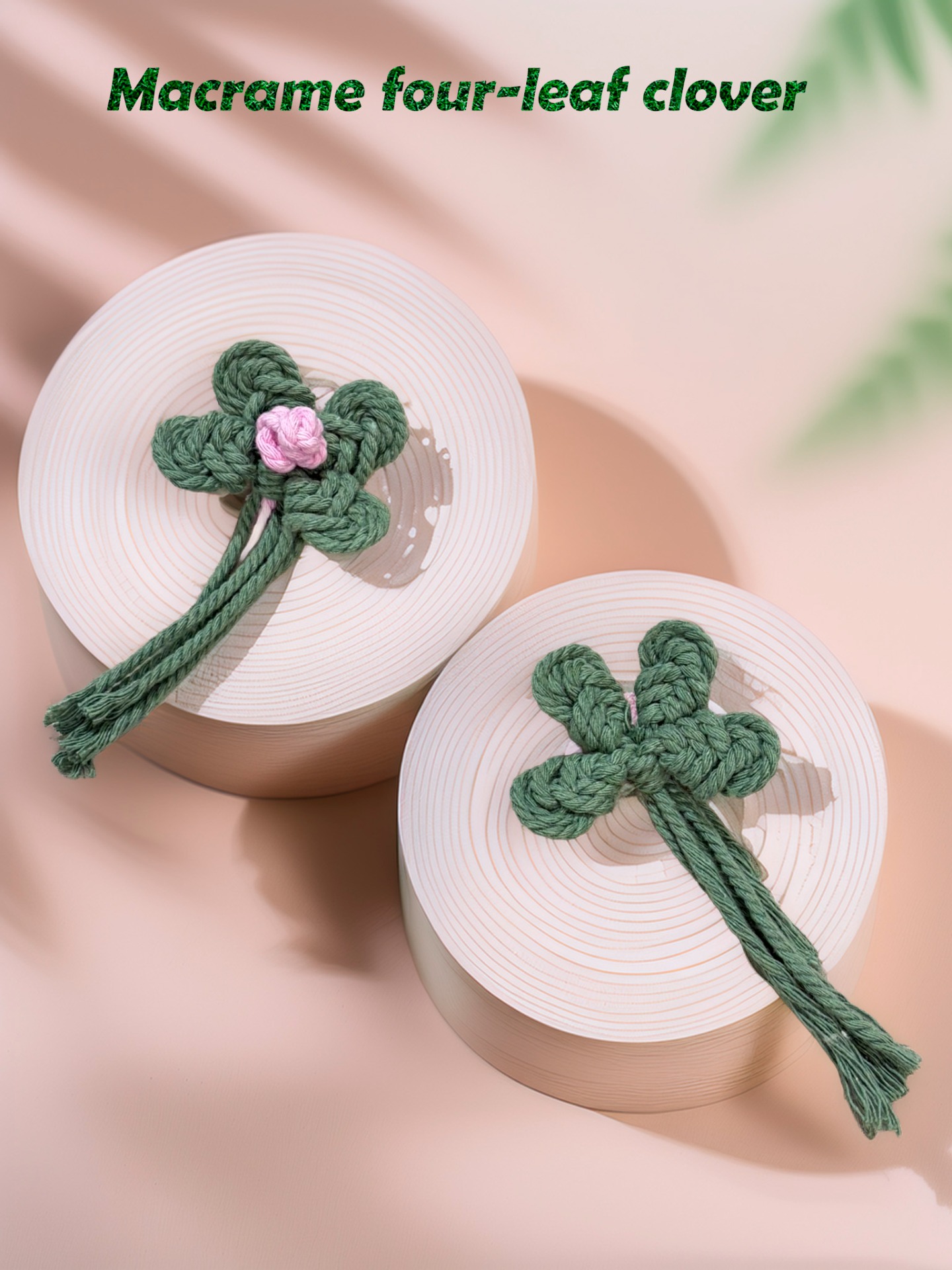 Makramee neliapila / Macrame four-leaf clover